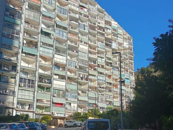 Apartament 3-sypialniowy z widokiem na morze w Benidorm