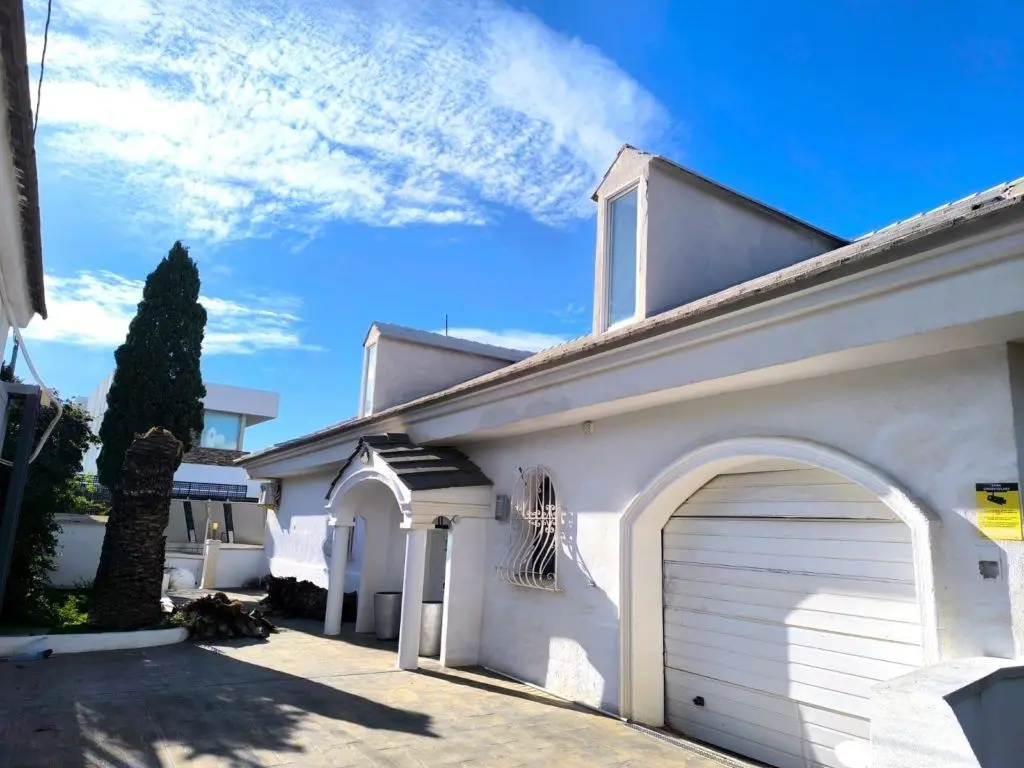Brokla Realty (2) Villa de luxe en première ligne à Benidorm - photo 2