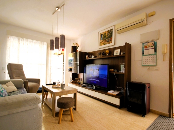 Przystępne mieszkanie z widokiem na morze w Villajoyosa