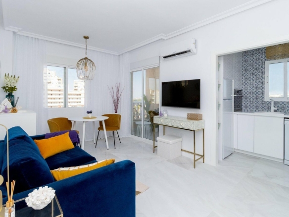 1 Bedroom Apartment with Pool View in Torrevieja