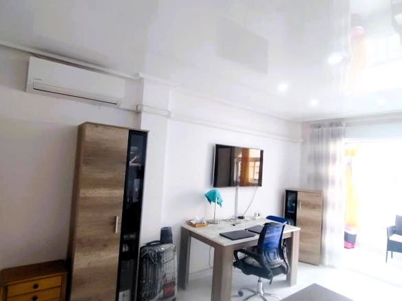 Apartment for Sale in Playa de los Locos