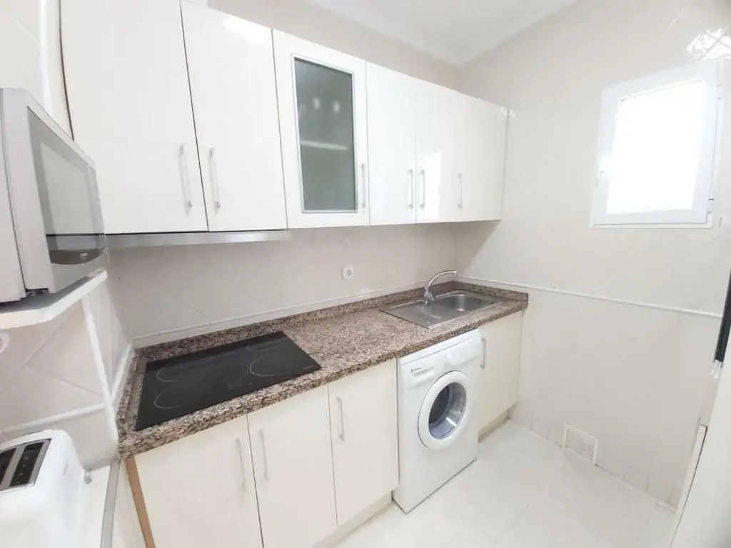Brokla Realty (7) Mieszkanie z licencją turystyczną w Torrevieja, umeblowane – zdjęcie 7