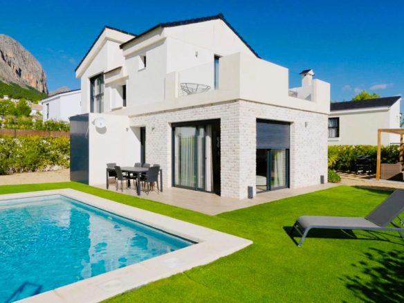 Modern Villa for Sale in Polop Alicante
