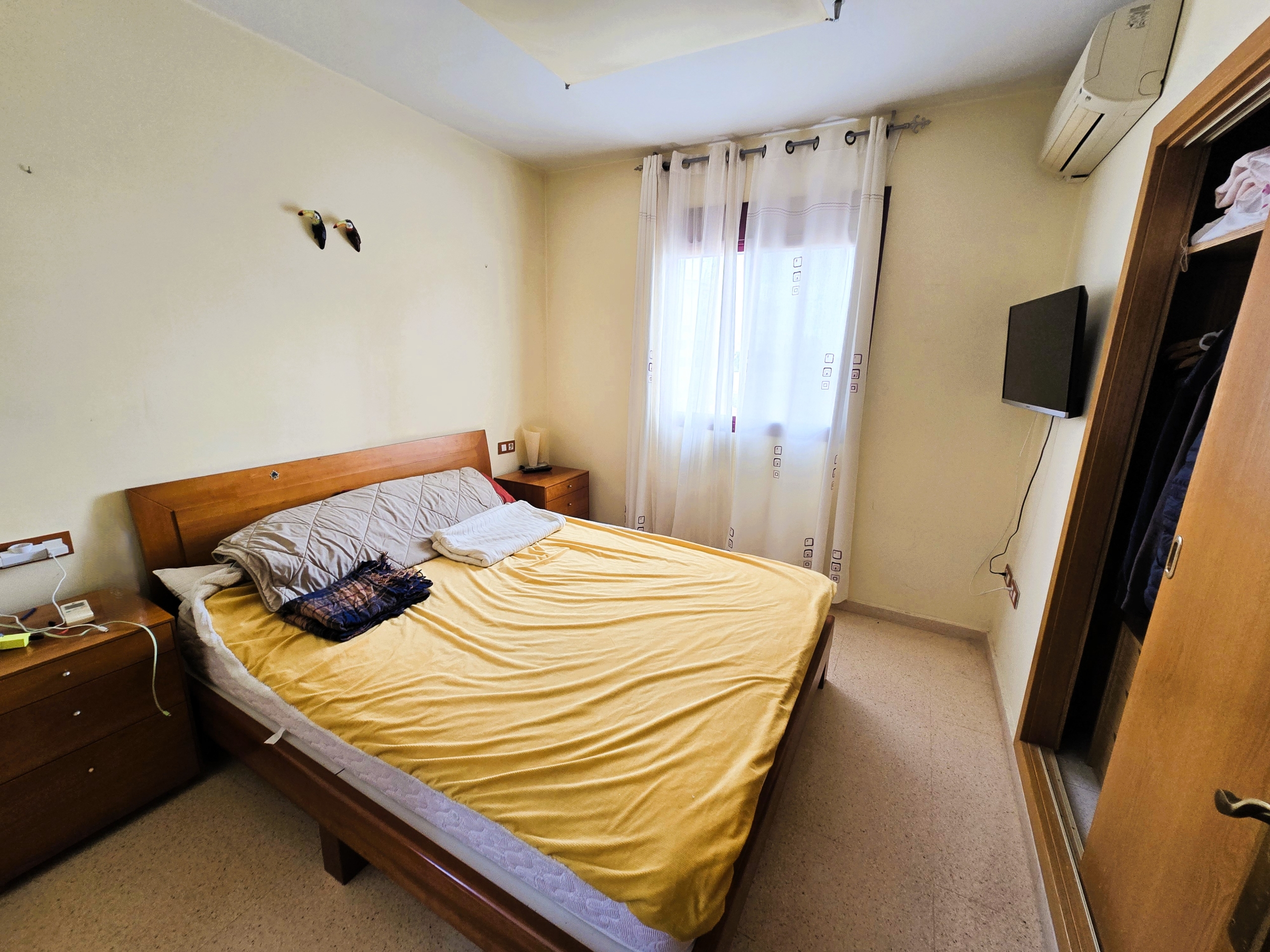 Апартаменты-рядом-с-пляжем-Поньенте-и-Ла-Кала-Бенидорм-04