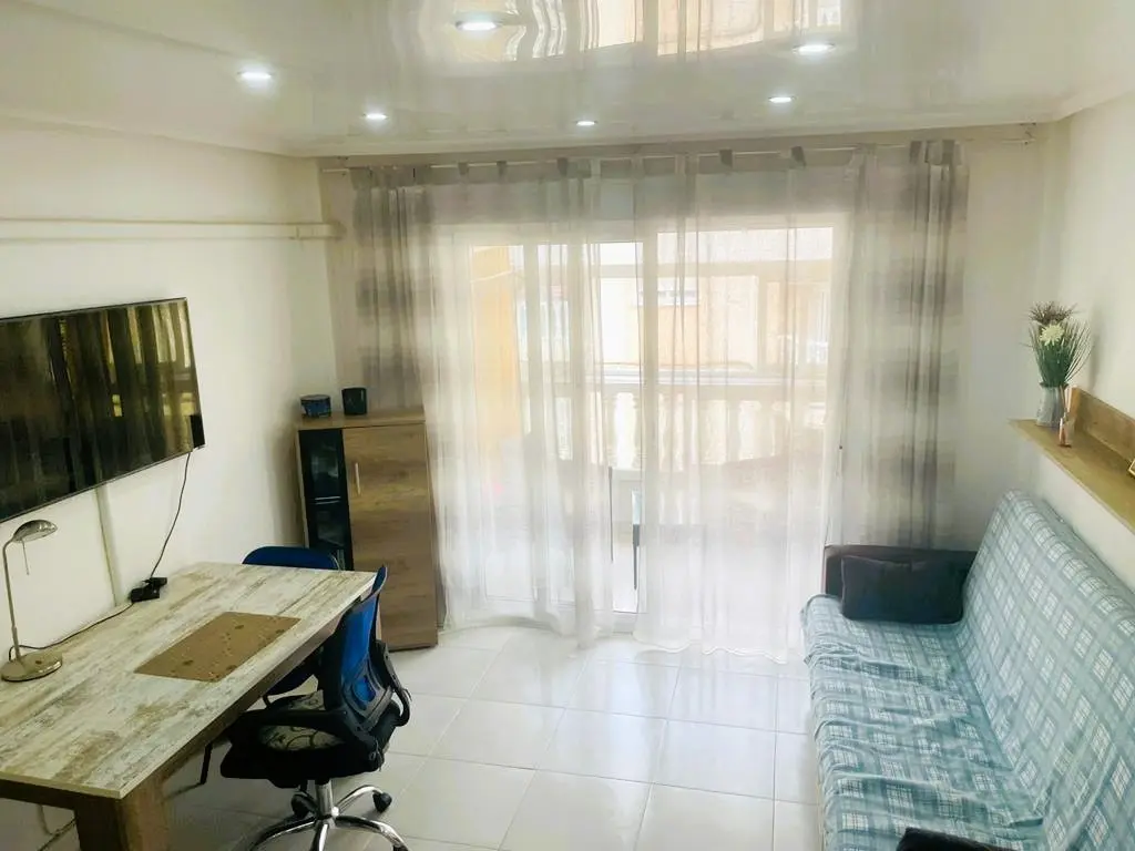 apartament na sprzedaż w Torrevieja, Alicante, Costa Blanca-18 Mieszkanie w Playa de los Locos Torrevieja – urocze lokum na sprzedaż – zdjęcie 18