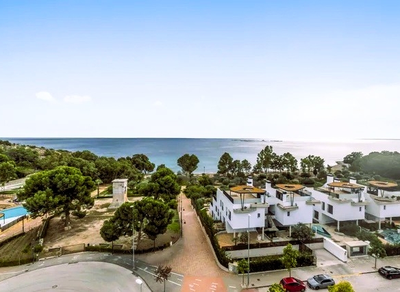 Luxury Penthouse for Rent in Villajoyosa