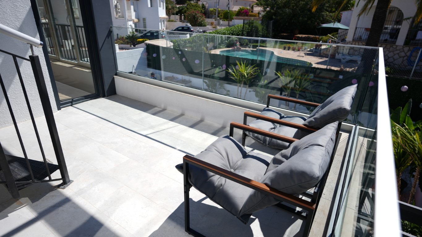 Moder-villa-for-sale-in-La-Nucia- (13)