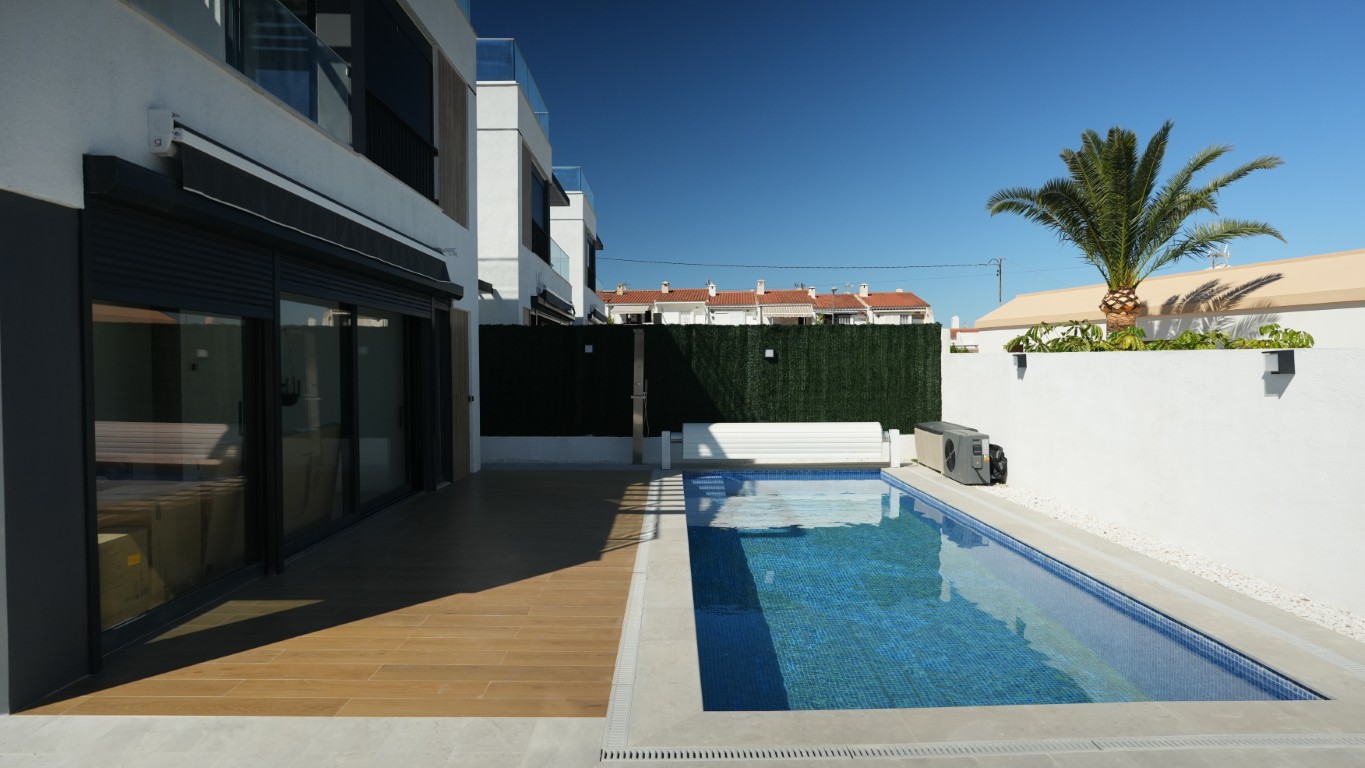 Moder-villa-for-sale-in-La-Nucia- (17)