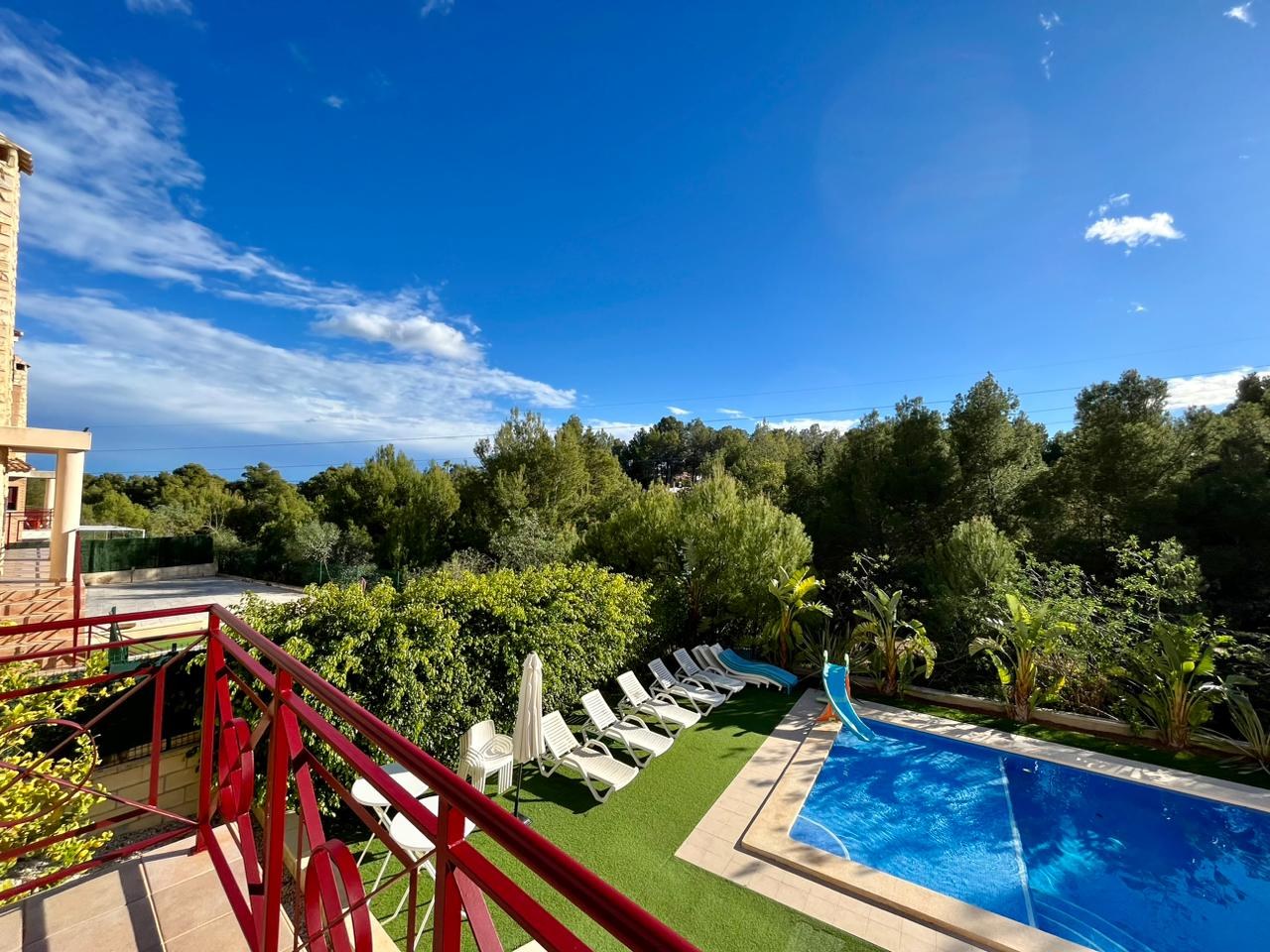 4 bedroom villa for sale in La Nucia – garden view from terrace