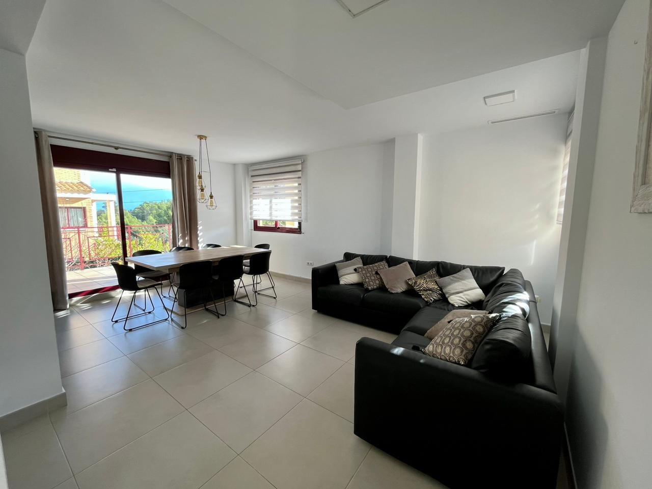 4 bedroom villa for sale in La Nucia – living room