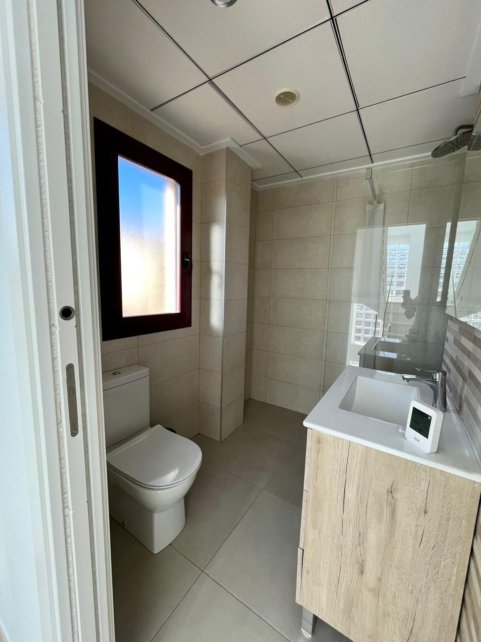 4 bedroom villa for sale in La Nucia – bathroom