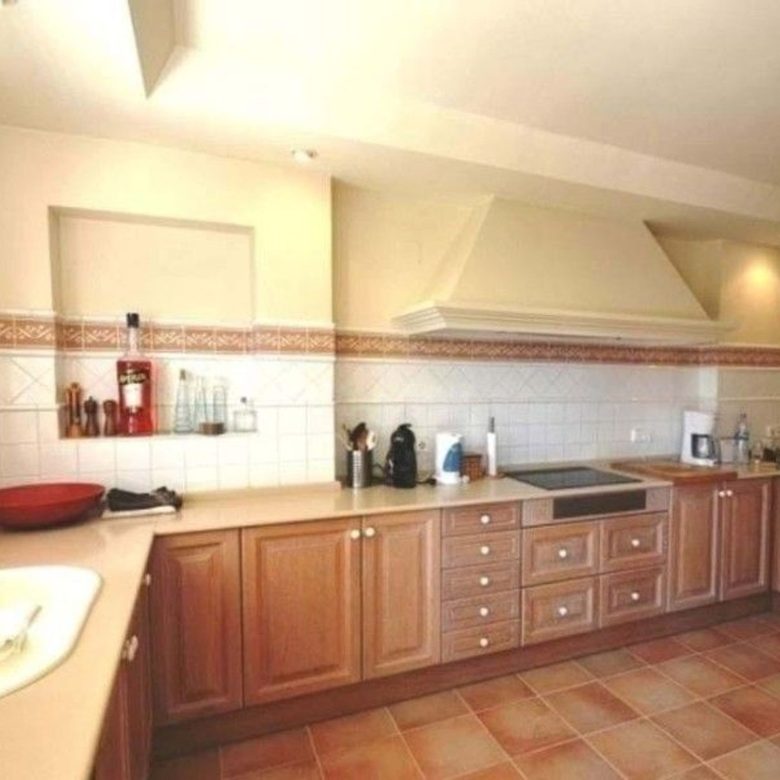 Luxury villa for sale in Benidorm Coblanca – kitchen