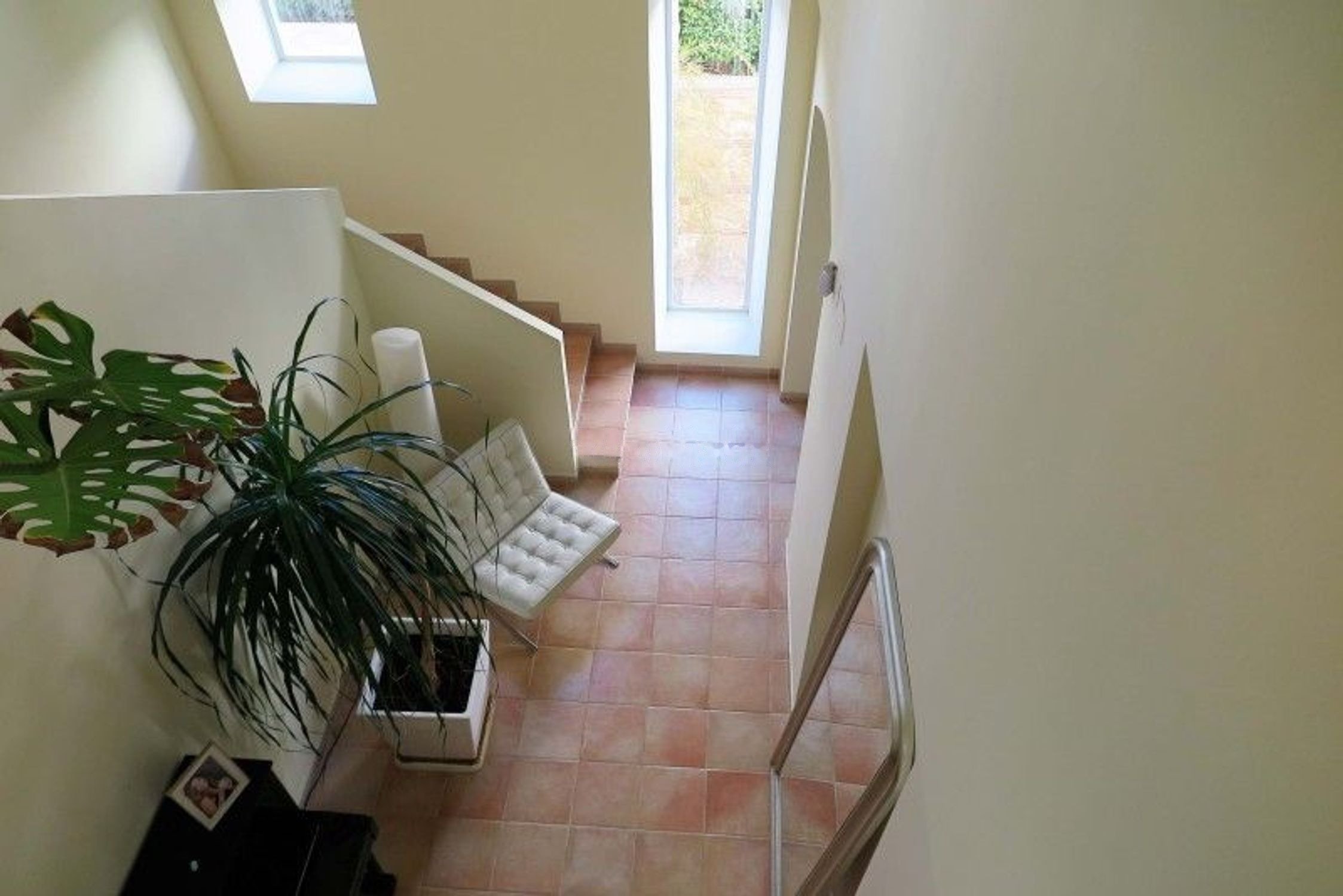 Luxury villa for sale in Benidorm Coblanca – hall and staircase