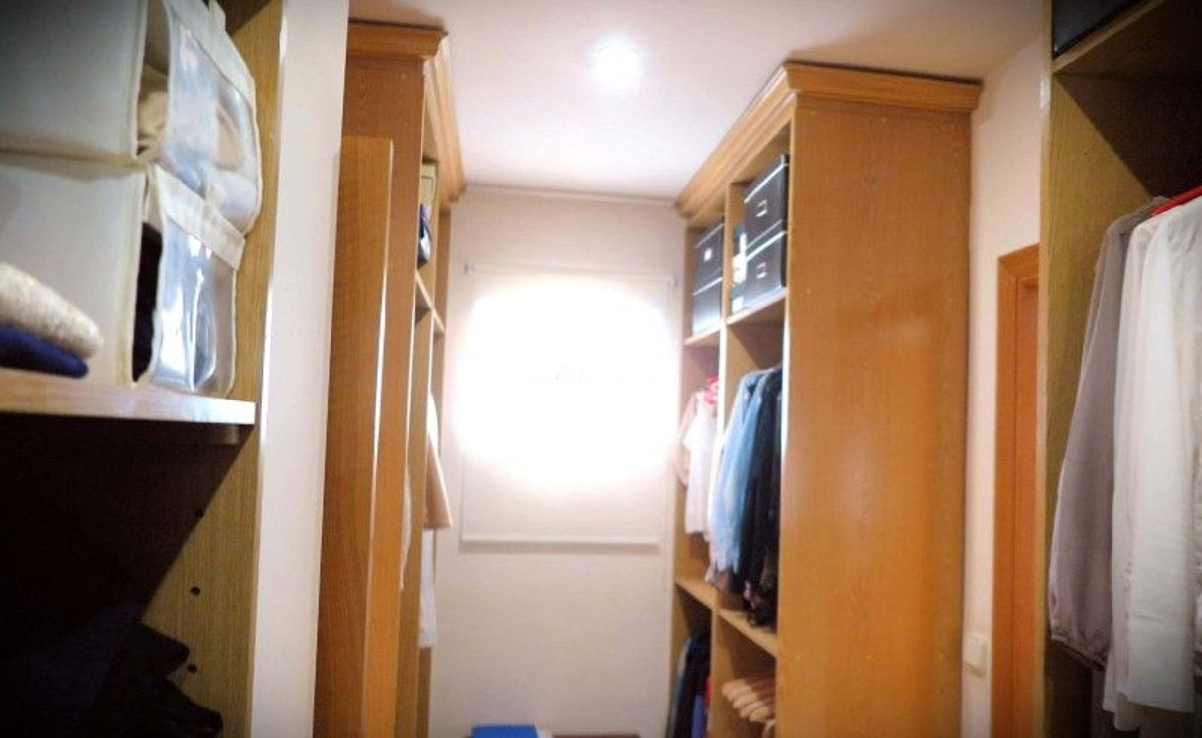 Luxury villa for sale in Benidorm Coblanca – walk-in dressing room