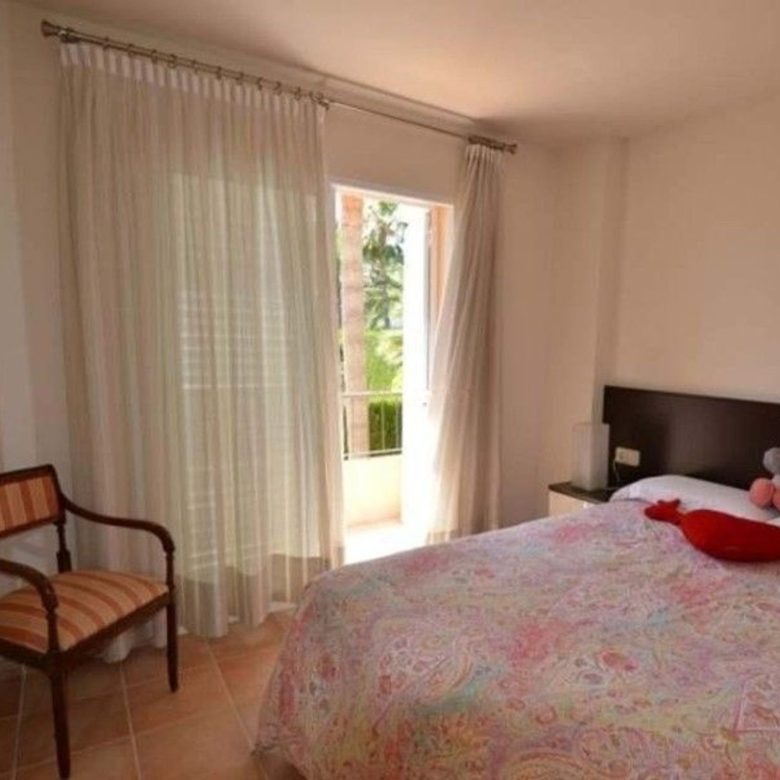 Luxury villa for sale in Benidorm Coblanca – bedroom