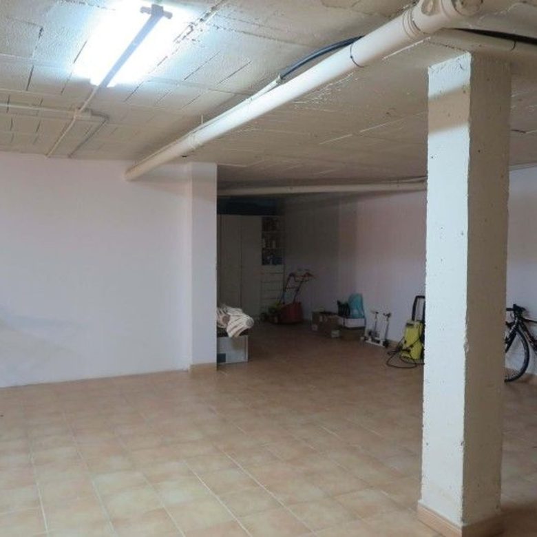 Luxury villa for sale in Benidorm Coblanca – basement garage and recreation room